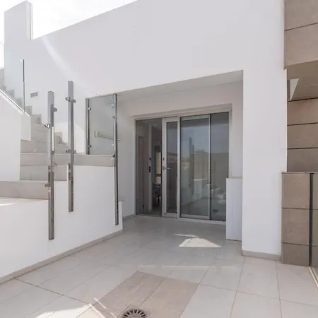 Blanca Villa *